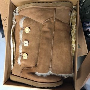 UGG Bailey triple button boots